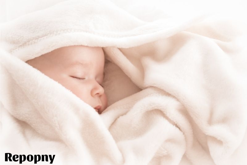 Are Blankets Safe For Babies To Sleep With