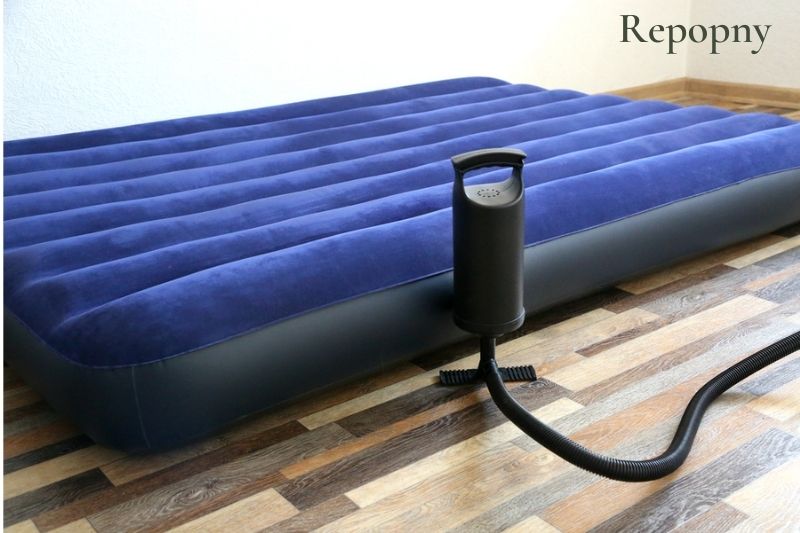 how to find a hole in an air bed